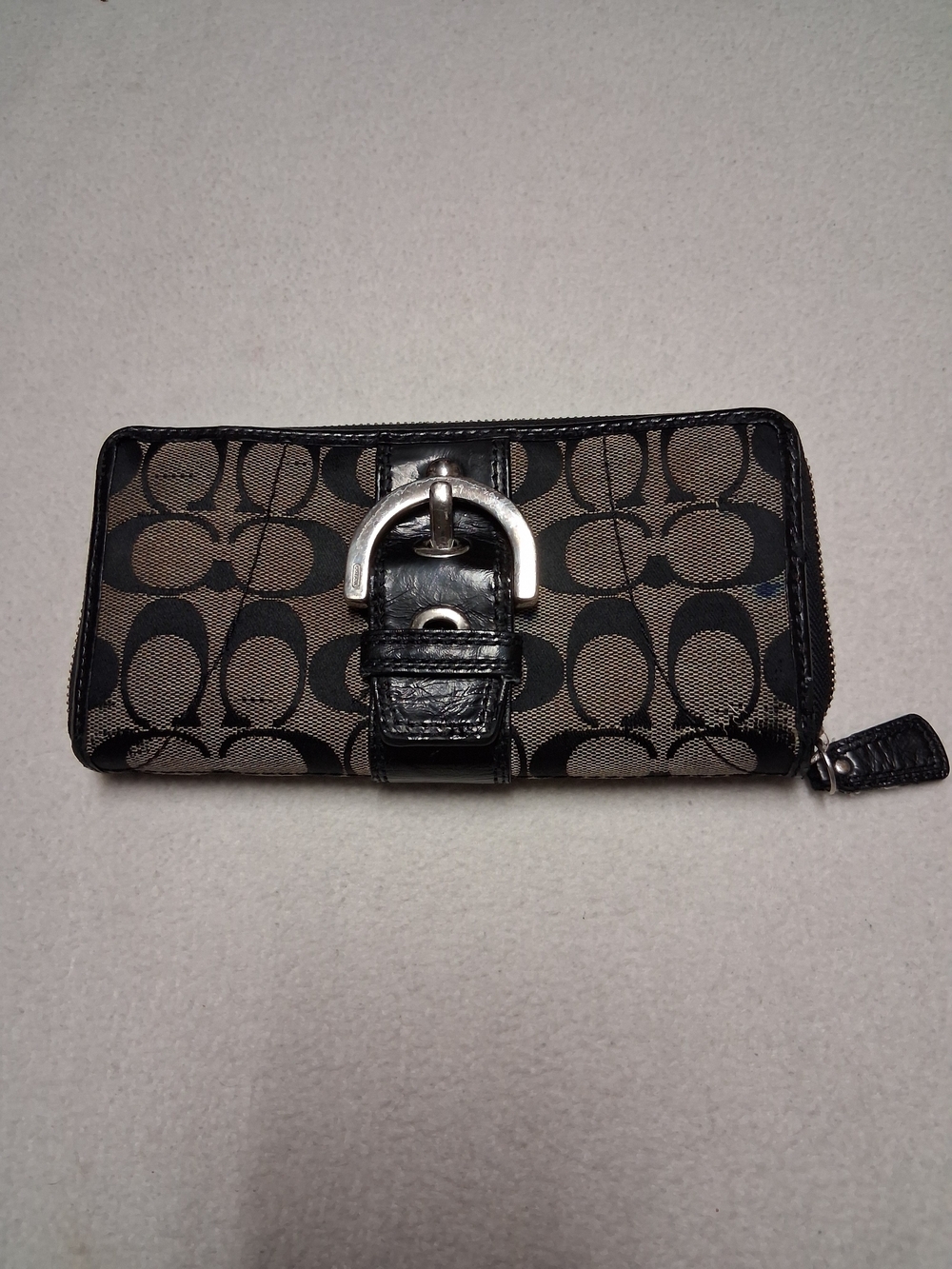 Vintage Coach Black/Tan Signature Canvas Buckle Zip Wallet